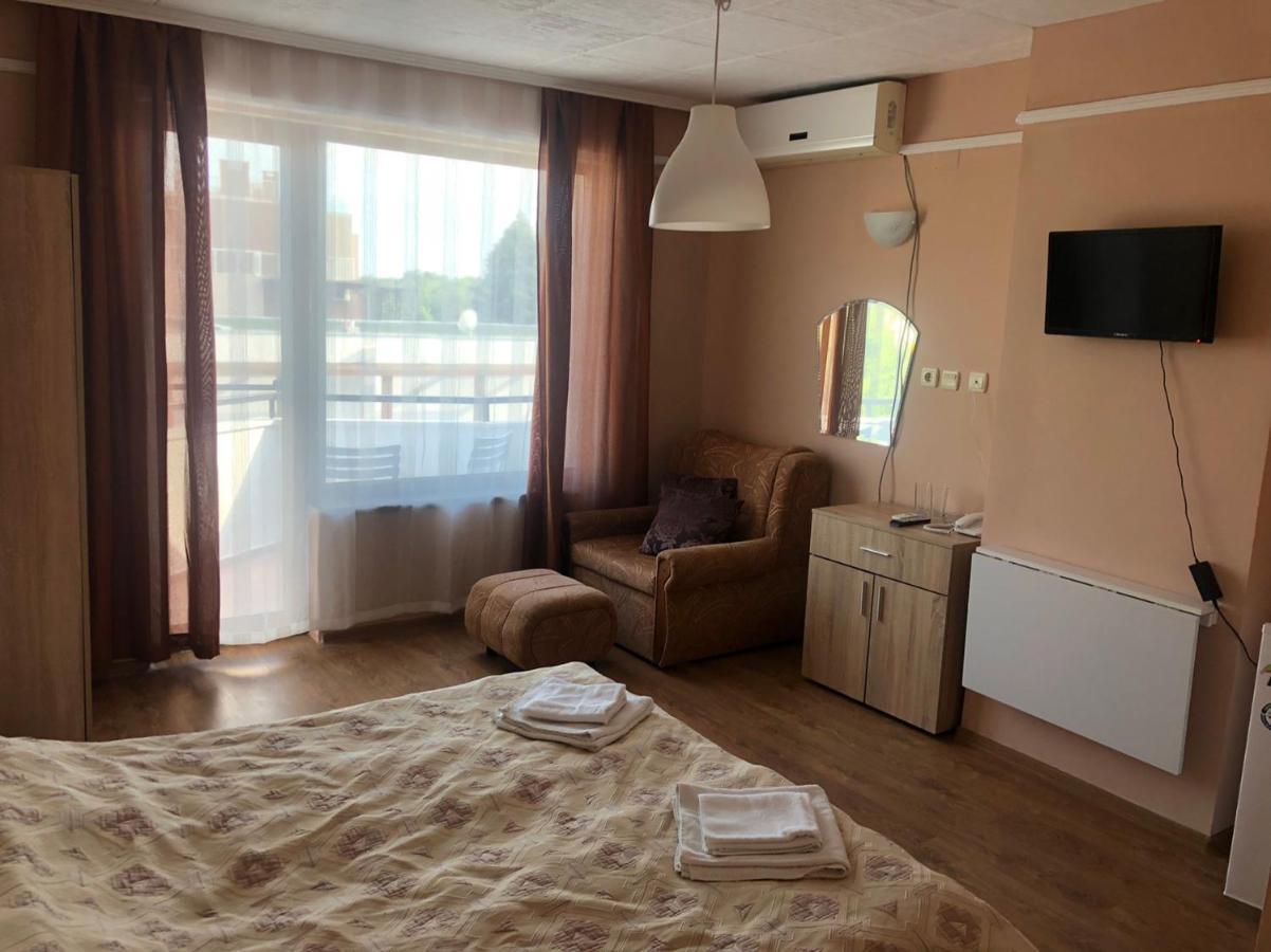 Family Hotel Saint Peter Szent Konstantin és Elena Kültér fotó