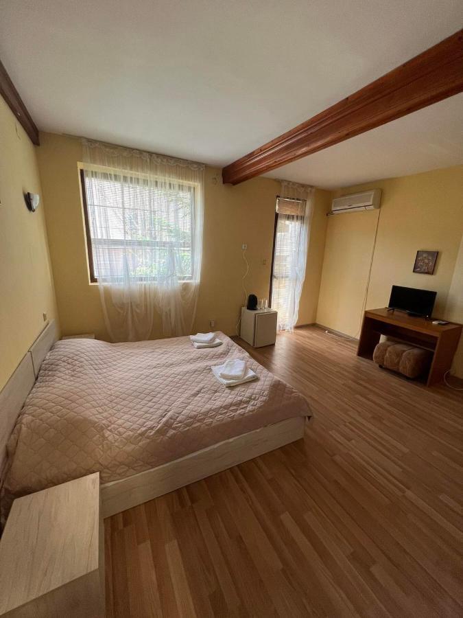 Family Hotel Saint Peter Szent Konstantin és Elena Kültér fotó
